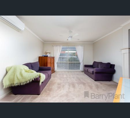 17 Spindrift Way, Seabrook, Vic 3028 - Photo 4