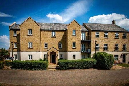 Tenby Grove, Kingsmead, MK4 - Photo 2