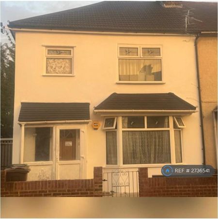 1 bedroom in a house share to rent - Photo 3