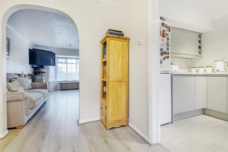 3 bedroom terraced house to rent - Photo 4