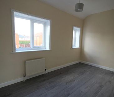 4 bedroom terraced house to rent - Photo 6