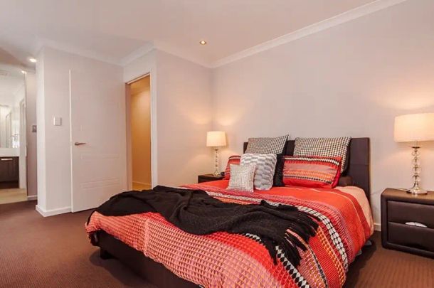 “Elegantly Finished Family Home” - Photo 1