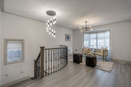 For Lease - 16 Frank Kelly Drive, East Gwillimbury, Ontario - Photo 3