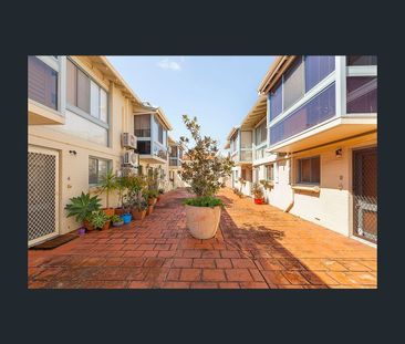 10/27 Barker Road, Subiaco, WA 6008 - Photo 4