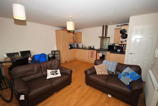 2 bedroom apartment to rent - Photo 1