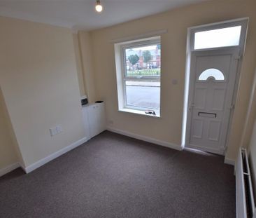 3 bedroom terraced house to rent - Photo 6