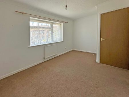 2 bedroom Two Bedroom Terrace House to rent - Photo 4