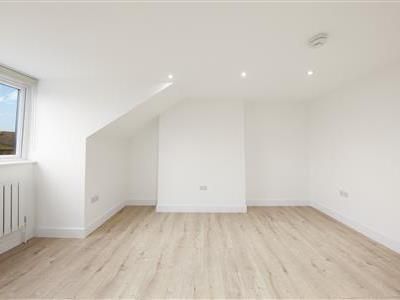 Claremont Road, NW2 - Photo 3