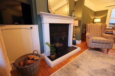 681 Lisburn Road, Belfast, BT9 7GU - Photo 2