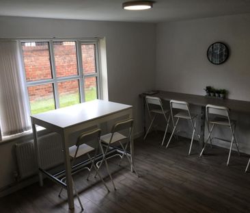4 bedroom house share to rent - Photo 4