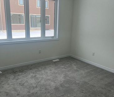 For Lease - 69 Sun Valley Avenue, Wasaga Beach, Ontario - Photo 4