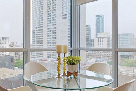 For Lease - 70 Temperance Street Unit# 1915, Toronto, Ontario - Photo 4