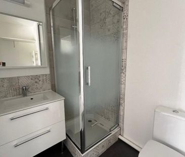 Location Appartement 1 pièce Meublé 22m² CAEN 14000 - Photo 2