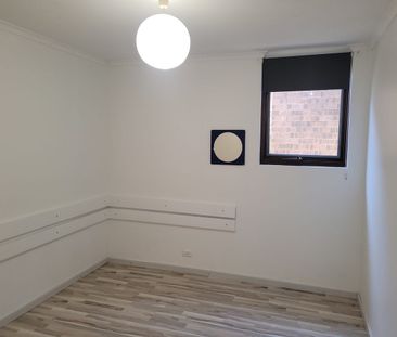 3 Bedroom Family Home - Photo 3