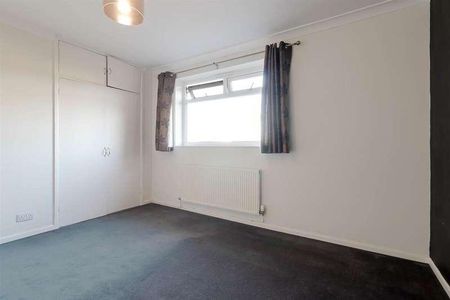 Overton Park Road, Cheltenham, GL50 - Photo 2