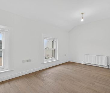 Apt 7, 51 53bridge Street, Lisburn, BT28 1XZ - Photo 1