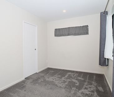 4B Fruitvale Road, New Lynn, Auckland - Photo 3