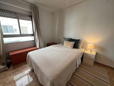 Carrer del Mestre Valls, Valencia, Valencian Community 46022 - Photo 3