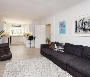Royal Court, Wd, Bushey, WD23 - Photo 4