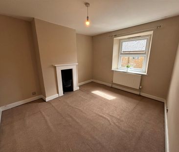 South Street, Crewkerne - Photo 1