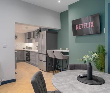 Room 5, 12 Jocelyn Gardens, Belfast, BT6 9BA - Photo 2