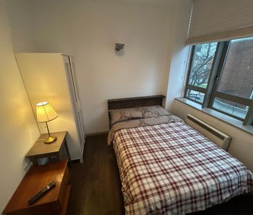 Room in a Shared Flat, City Road, EC1V - Photo 5