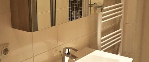 Stadtzentrum! 2-R.-WE in Löbau! Modernes Bad! Gartenutzung! - Photo 1