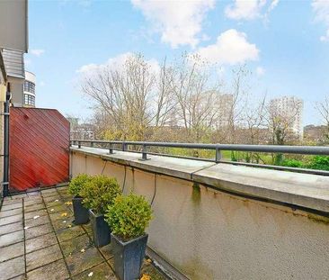 Brightlingsea Place, Limehouse, London, E14 - Photo 1