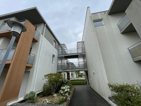 Location Appartement 2 pièces 48m² ST SEBASTIEN SUR LOIRE 44230 - Photo 4