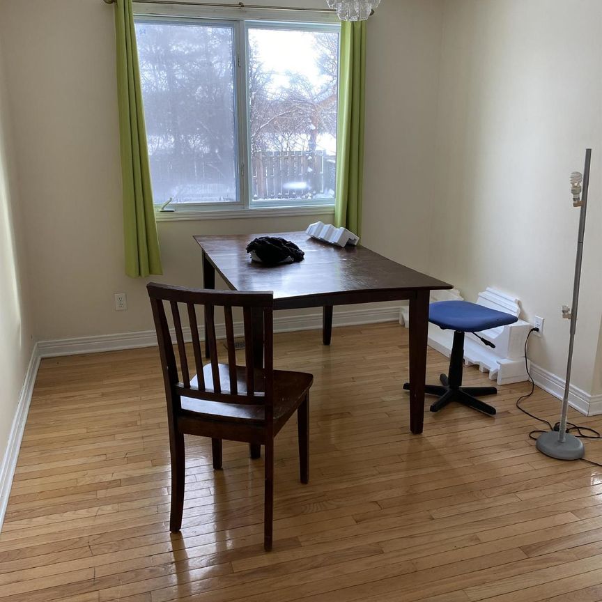 8 Foxmeadow Lane - Room 6 - Photo 1