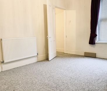 Hinderton Road, Birkenhead - Photo 4