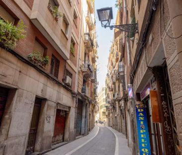 1-bedroom apartment for rent in El Raval - Photo 1