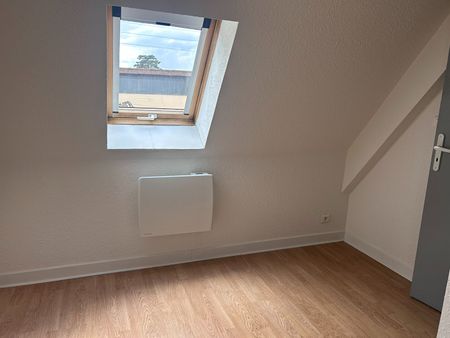 Appartement T3 CHAUSSIN à louer - Photo 4