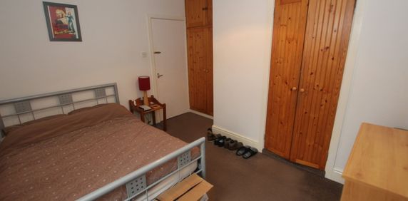 1 Bedroom FLAT, Chester - Photo 2