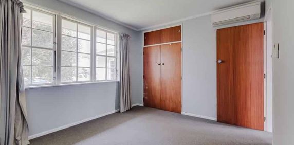 Milson - 4 bedrooms - Photo 2