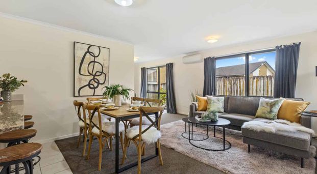 Beautiful Warm 3 Bedroom Home - Photo 1