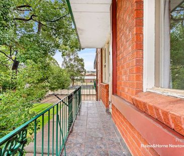 Spacious 2 Bedroom Apartment - Photo 4