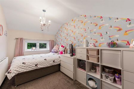 4 bedroom detached house to rent - Photo 5