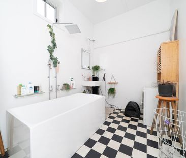 Inner City Living - Photo 6