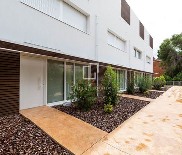 New build 6 Bedroom house / villa with 108m² garden for rent in Gav... - Photo 5