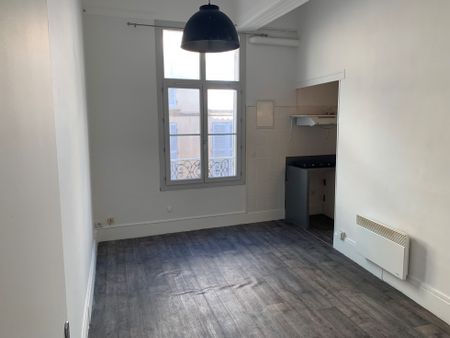 Appartement - Aix-En-Provence (13090) - 34 m² - - Photo 3