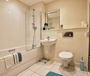 2 bedroom apartment to rent - Photo 6