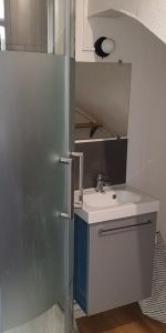 Appartement à Louer à LILLE 570 € - Photo 4