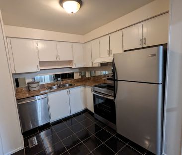 For Lease - 35 Dawson Crescent, Brampton, Ontario - Photo 5