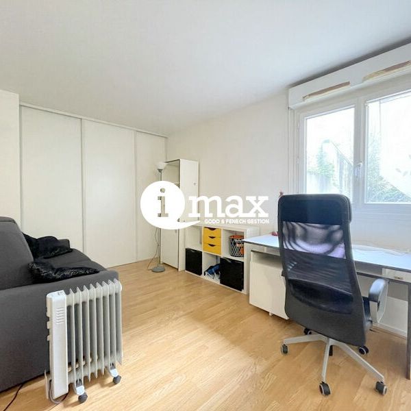 Location Appartement COURBEVOIE - - Photo 1