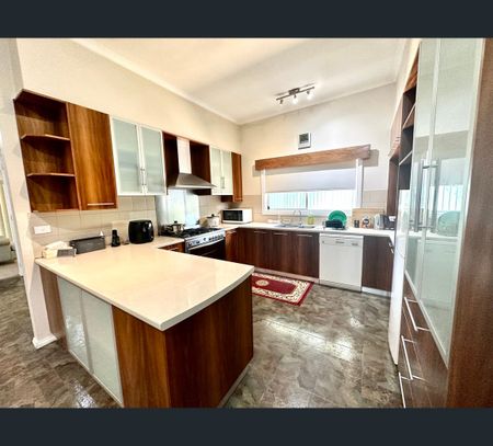 29 Maude Street, Shepparton, Vic 3630 - Photo 4