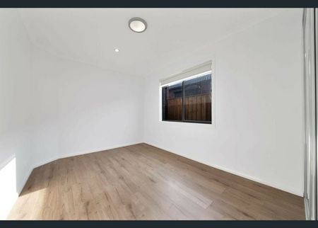 Modern Comfort in a Convenient Location - Photo 4