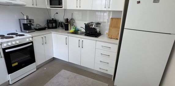 Hurlstone Park - Photo 2