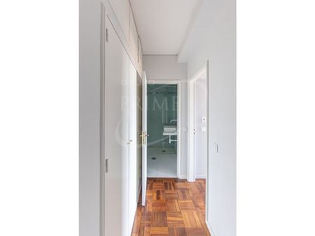 2 room luxury Flat for rent in Foz (Nevogilde), Porto, Distrito do Porto - Photo 2