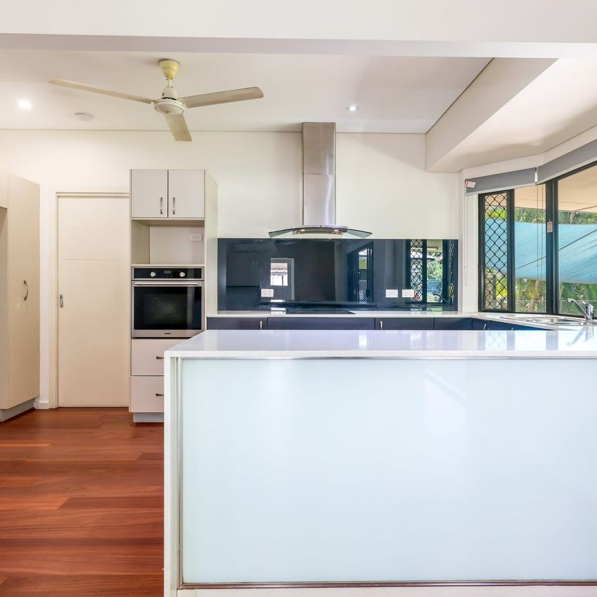 Gunn Nt 0832 - Photo 1